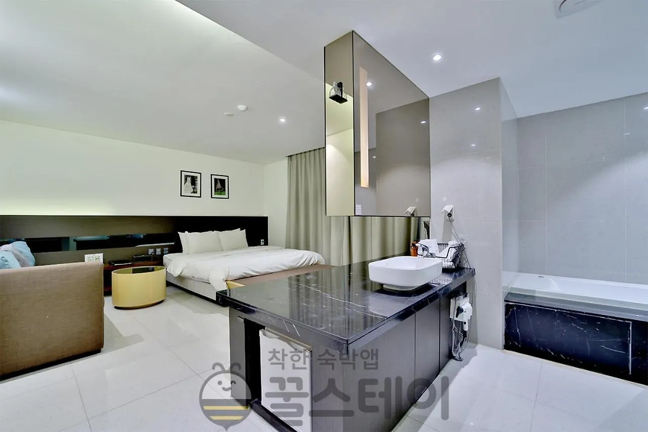 Golden Hotel Incheon