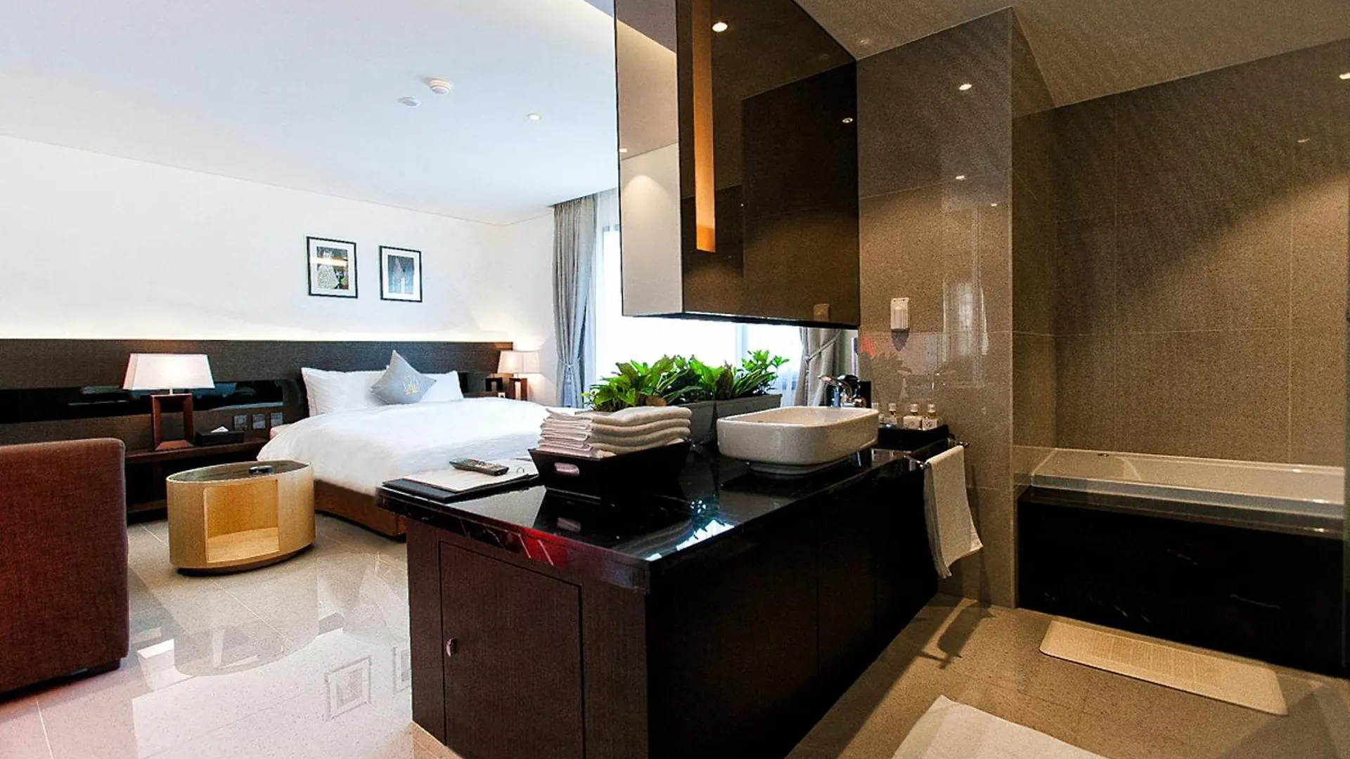 Golden Hotel Incheon