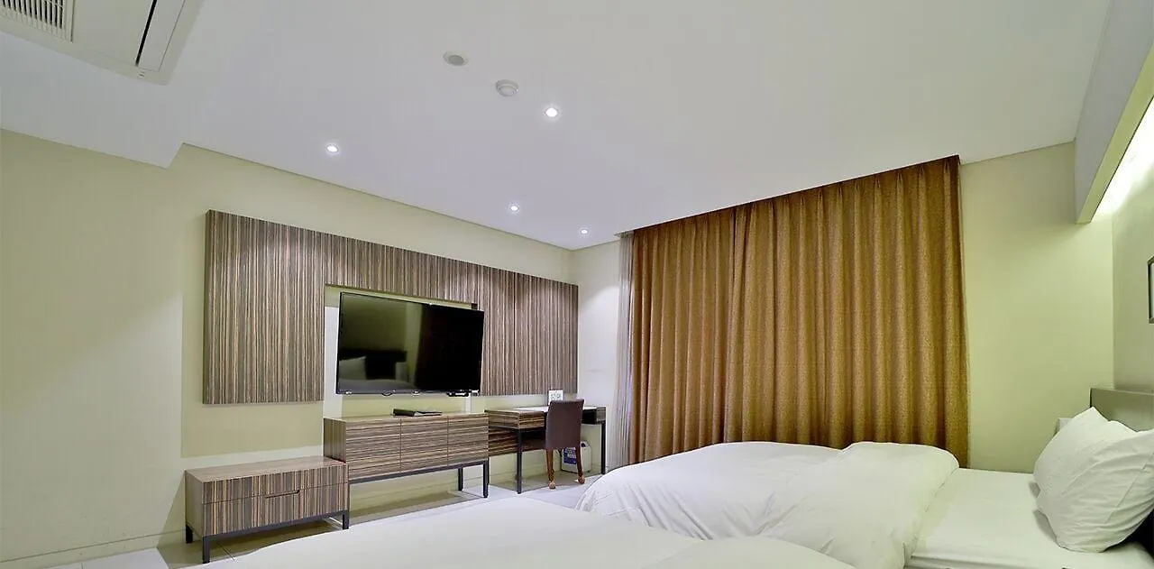 Golden Hotel Incheon