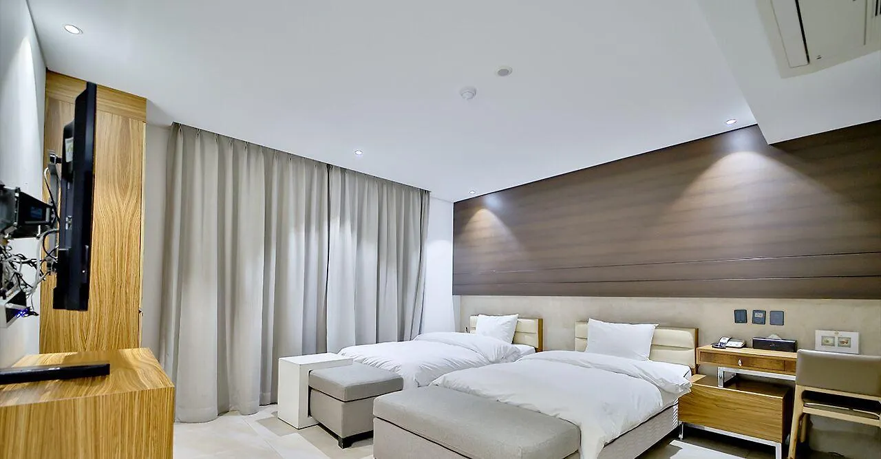 Golden Hotel Incheon South Korea