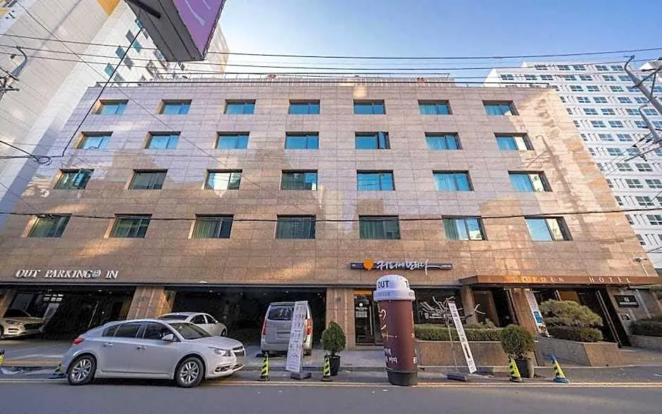 Golden Hotel Incheon 2*,