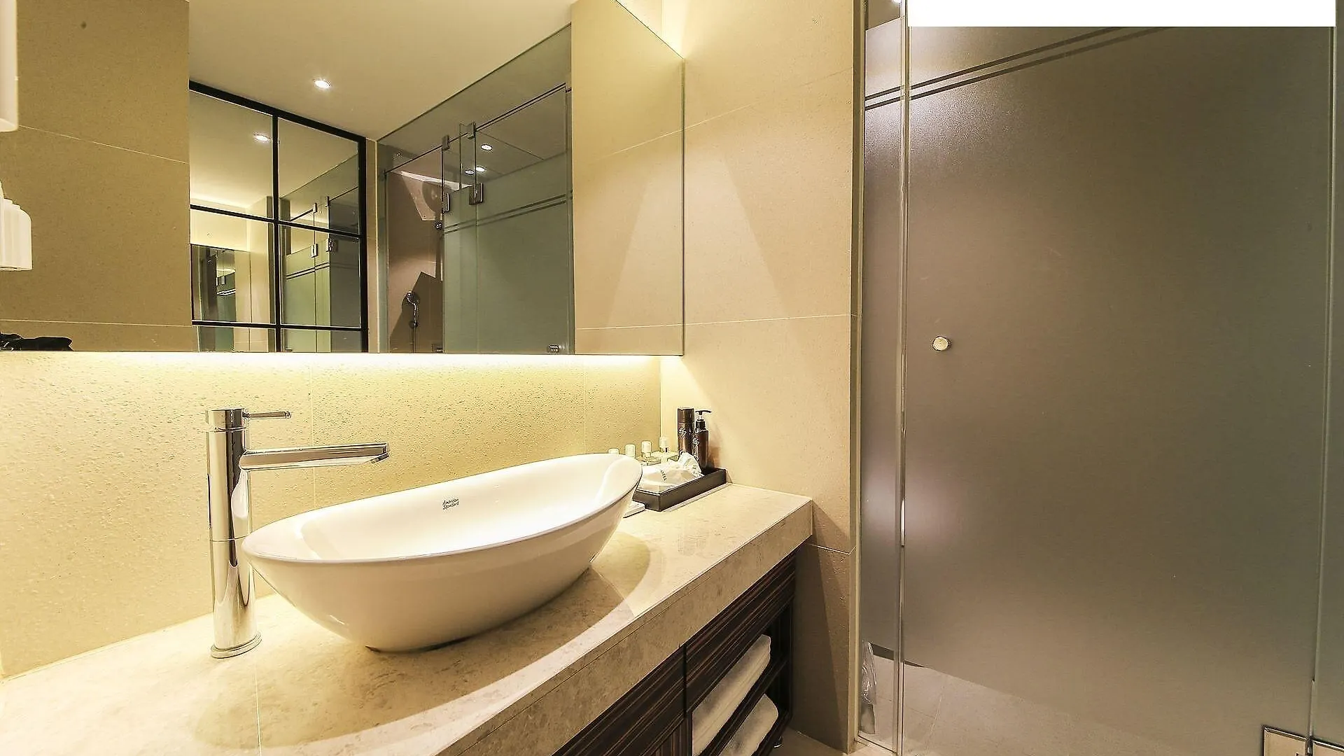Golden Hotel Incheon