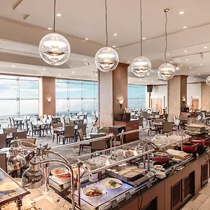 Ramada Plaza By Wyndham Ocean Front 5* 済州市