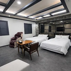 3* ホテル Carlton Juan Spacious Renovated Free Wifi