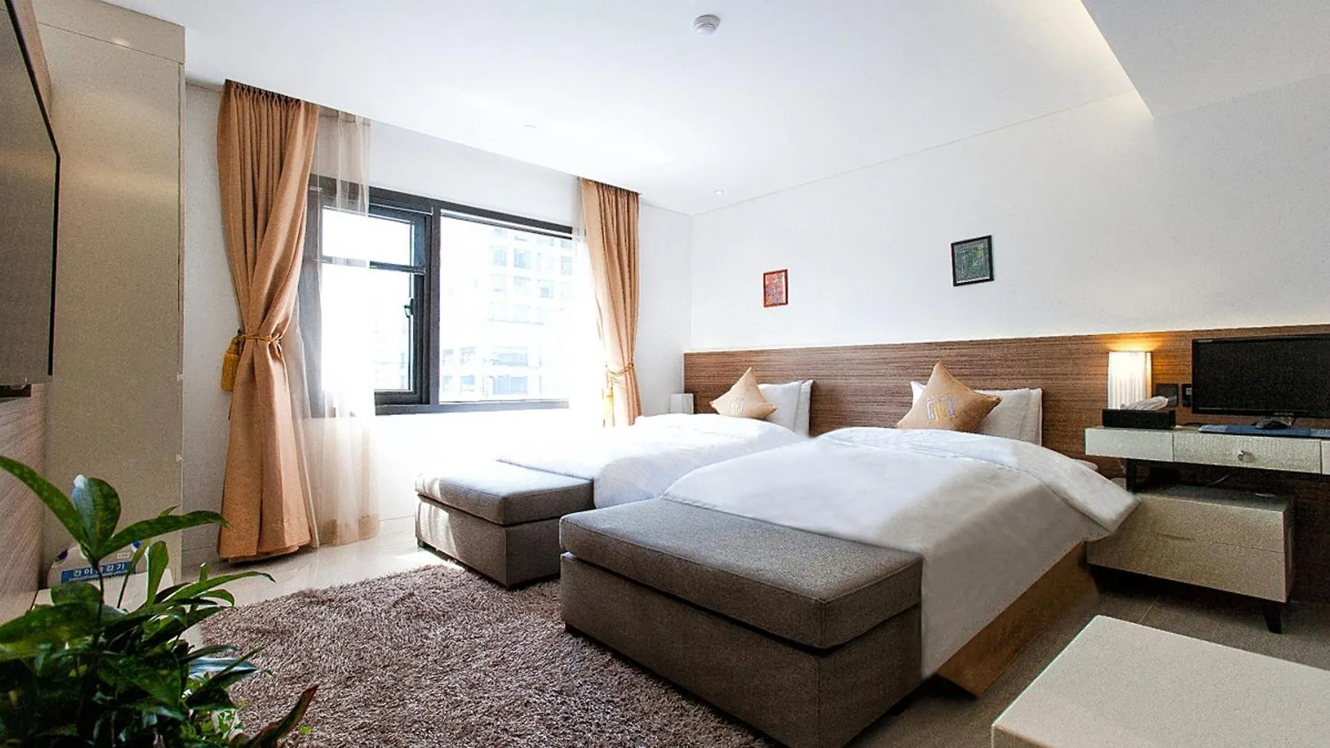 Golden Hotel Incheon